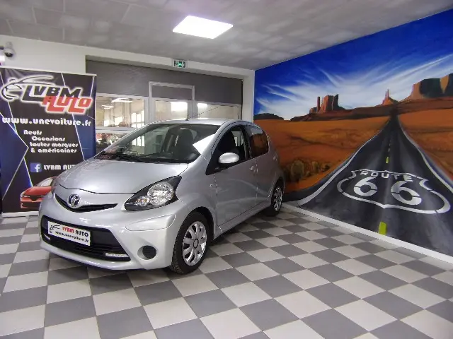 garage-auto-lvbm-houecourt-vosges-toyota-aygo-phase-3-1.0-vvti-68cv-cool-go-automatique-photo-1