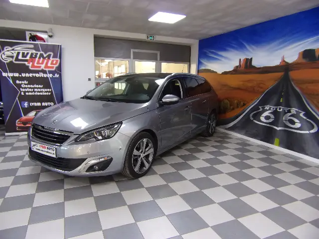 Peugeot 308 SW II Phase II 2.0 Blue-HDI 150cv Feline EAT6 Peugeot 308 SW II Phase II 2.0 Blue-HDI 150cv Feline EAT6