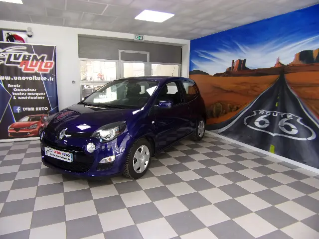 Renault Twingo II 1.2 Lev 75cv Purple Limited Renault Twingo II 1.2 Lev 75cv Purple Limited