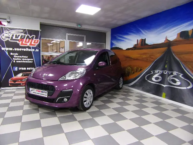 Peugeot 107 I Phase III 1.0 i 70cv Envy Peugeot 107 I Phase III 1.0 i 70cv Envy